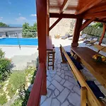 Mit Privatem Pool Und Sauna By Interhome *