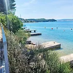 Mit Privatem Pool Und Sauna By Interhome *