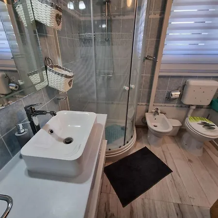 Mit Privatem Pool Und Sauna By Interhome Vakantiehuis *