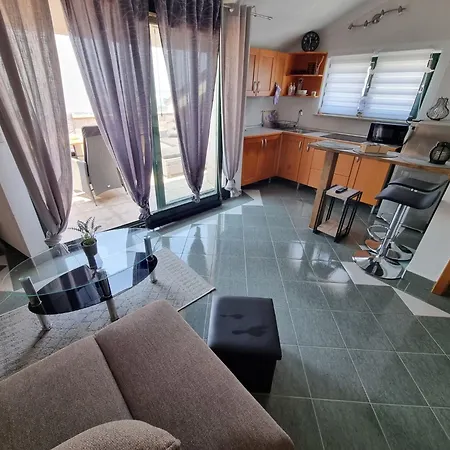 Vakantiehuis Mit Privatem Pool Und Sauna By Interhome