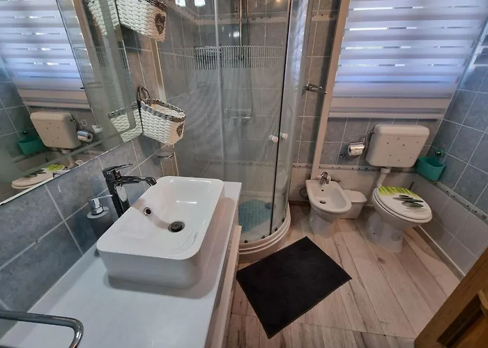 Mit Privatem Pool Und Sauna By Interhome Vakantiehuis *