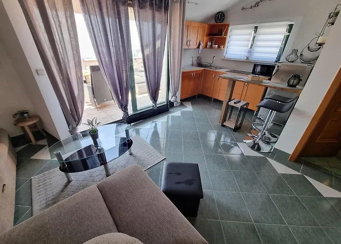 Vakantiehuis Mit Privatem Pool Und Sauna By Interhome