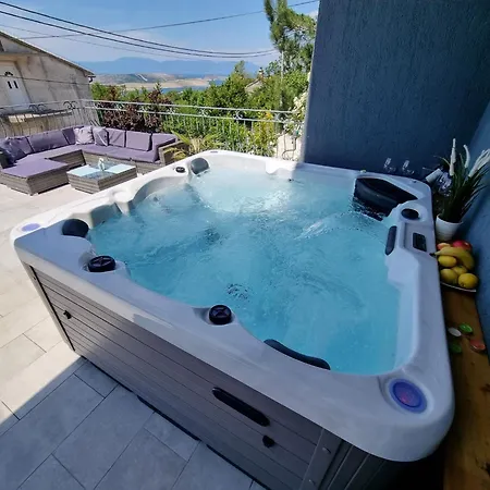 Mit Privatem Pool Und Sauna By Interhome * Jadranovo