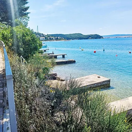 Mit Privatem Pool Und Sauna By Interhome *